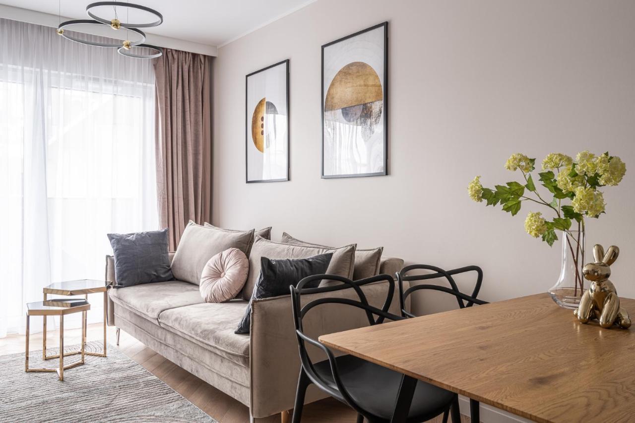 Rentplanet - Nowa Manufaktura Lägenhet Wrocław Exteriör bild