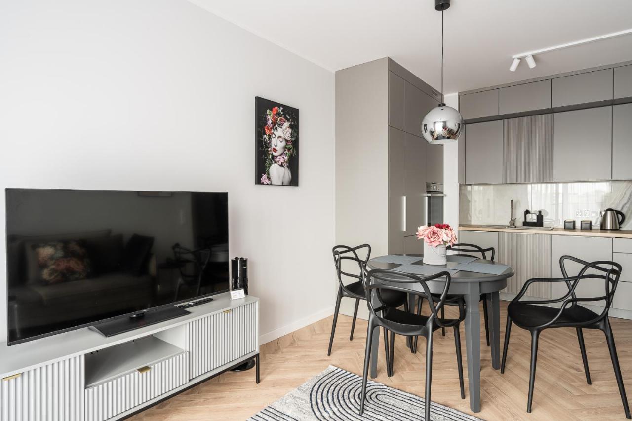 Rentplanet - Nowa Manufaktura Lägenhet Wrocław Exteriör bild