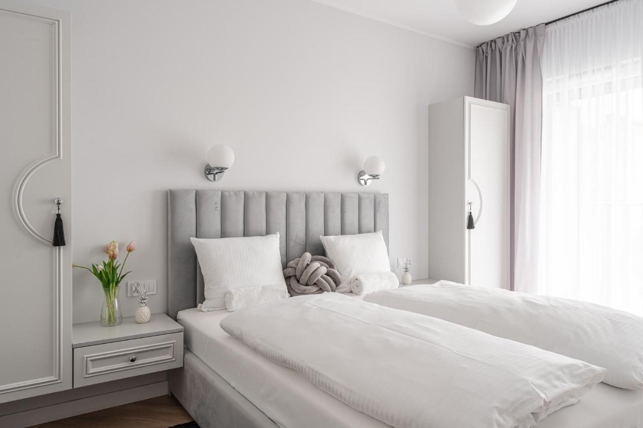 Rentplanet - Nowa Manufaktura Lägenhet Wrocław Exteriör bild