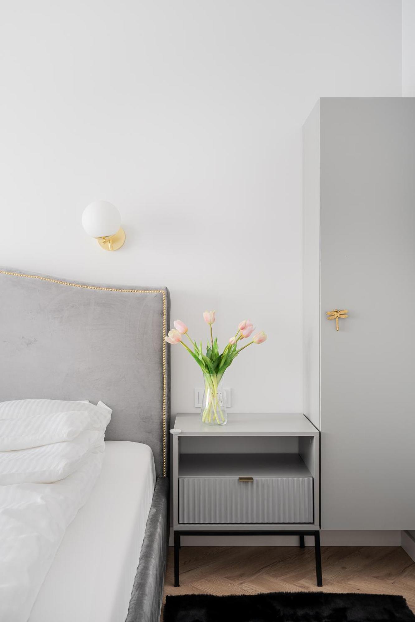 Rentplanet - Nowa Manufaktura Lägenhet Wrocław Exteriör bild